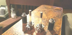 Coppia Potenziometri Albero Clarostat 500k1/4" Vintage Pentole Chitarra Standoff - Foto 1 di 2
