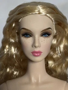 Integrity Toys Fashion Royalty Eden Blair Reliable Source 2018 *NUDE DOLL ONLY* - Picture 1 of 8