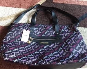 Juicy Couture Gothic Logo rosa schwarz quilty Pleasure Weekender Seesack Tragetasche Neu mit Etikett - Bild 1 von 9
