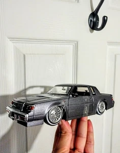 Jada Toy Dub City OldSkool 1:24 Scale 1987 Buick Grand National Lowrider Gray - Picture 1 of 5