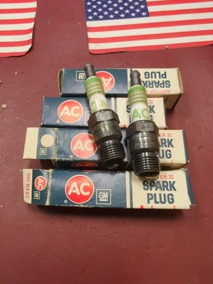 AC Delco GM Acniter II R46T Spark Plugs OEM Vintage   Set of 4 - Image 1 of 2