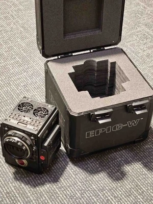 RED DSMC2 Helium 8K S35 Cinema Camera Kit — 111 Hours — Mint Condition - Image 1 of 4