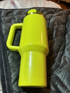 STANLEY X Starbucks 2024 Summer Exclusive Lime Green Shimmer 40oz Tumbler - Picture 1 of 5