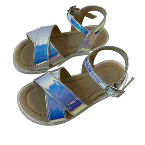 Sandalias metálicas con tiras plateadas para niñas talla 9 - Imagen 1 de 5