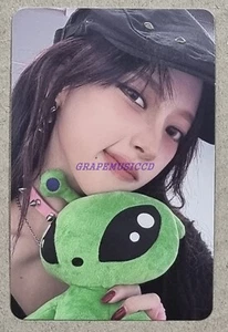 KARINA aespa AESPA 2025 SMTOWN : THE CULTURE, THE FUTURE ALBUM PHOTOCARD ONLY - Picture 1 of 2