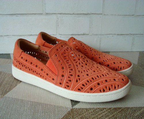 Mocassini slip on UGG taglio laser pelle scamosciata scarpe comode salmone donna taglia 9 W