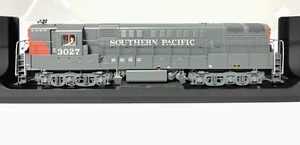 Atlas Model Railroad 10002215 HO Southern Pacific Train Master PH.1B Silver 3027 - Picture 1 of 10