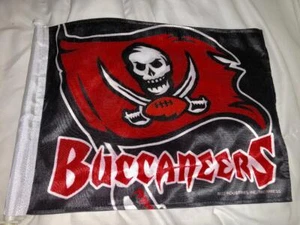 VINTAGE OFFICALLY LICENSED TAMPA BAY BUCANEERS CAR FLAG BY RICO 14 X 11 INCHES - Picture 1 of 2