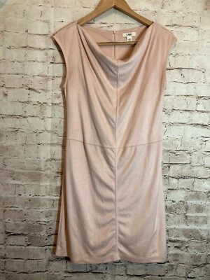 Vestido Cato Para Mujer 8 Polvo Rosa Microgamuza Capucha Cuello Romántico Coqueta Funda Foto 1 de 4