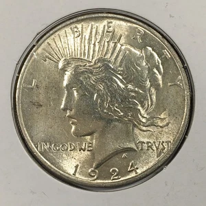 1924 Peace Dollar 7XB25 - Picture 1 of 2