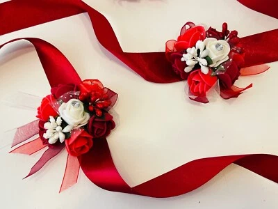 Brautjungfer Blumen Armband Satin Bändchen Hand Corsage Bridemaids Boho Wedding  - Bild 1 von 4