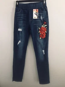 Si Xuan Women’s Pull On Skinny Distressed Jeans Pants Stretch Size Medium (US) - Picture 1 of 10