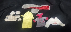 VINTAGE LOT 1960s MATTEL BARBIE WHITE SHORT FUR COAT & ASSORTED FURS & RAIN COAT - Picture 1 of 10