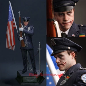 Uniforme de policía Queen Studio escala 1/6 The Joker Heath libro mayor estatua ver en stock - Imagen 1 de 10