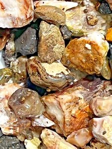 Wow $7 Per 2lb Rough Stone Mix Tumbling, agates,crystals,petrified Wood Etc - Picture 1 of 6