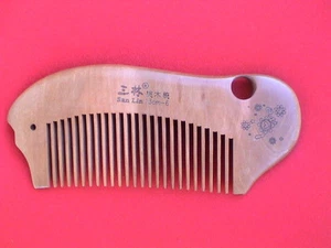 5" DURABLE FIRM MED. TOOTHED CHERRY WOOD COMB - FOR NORMAL HAIR! - Picture 1 of 3