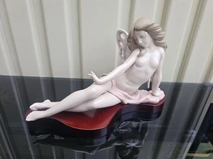 Lladro Retired 1402 Porcelain Butterfly Daydreaming Nymph Figurine - Picture 1 of 24