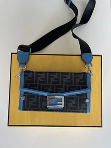 Fendi Baguette Leather Handbag - Picture 1 of 10