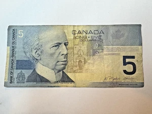 2002 CANADIAN 5 DOLLAR BILL - Picture 1 of 2