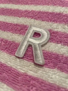 Letter - R - Embroidery Sew On Patch Small White R NEW - Picture 1 of 3