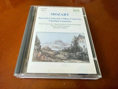 Rare Vienna Symphony O. Minidisc - Mozart Concertos for Bassoon, Oboe & Clarinet - Image 1 of 4