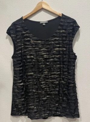 Roz & Ali Womens SZ XL Ruffle Front Lined Top Blouse BLACK GOLD Accent Whimsical - Image 1 of 4