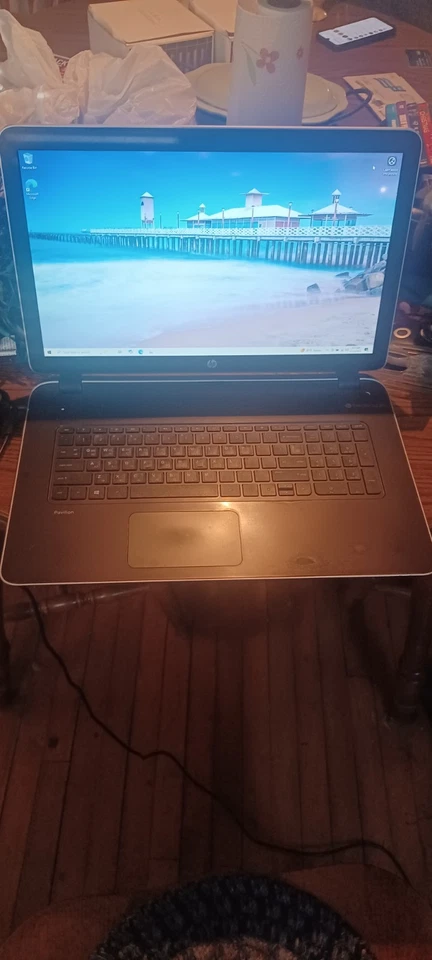 Notebook/portátil HP Pavilion 17 Windows 10 Beats Audio Foto 1 de 1
