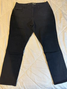 Universal Thread Mid Rise Curvy Skinny Jeans Damen 12/31S Schwarz Stretch Denim - Bild 1 von 4