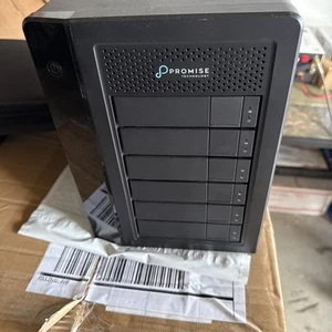 Pegasus32 R6 Promise Technology RAID Storage Thunderbolt 3 - 40Gbps NO DRIVES - Photo 1/3
