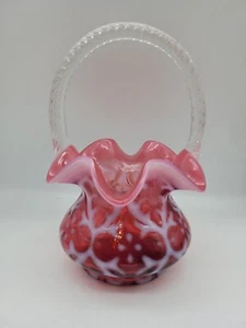 Cestino opalescente vintage in vetro Fenton pizzo spagnolo mirtillo 8,5" - Foto 1 di 13