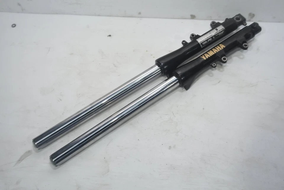 Yamaha VMAX 1200 V-MAX Front Fork 40mm Genuine 1985-1992 - Изображение 1 из 4