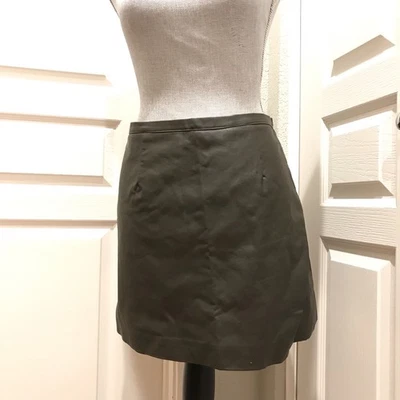 Minifalda Forever 21 marrón de imitación de cuero talla grande Foto 1 de 4