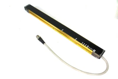 Omron F3SJ-A0380P25-L Safety Light Curtain 15" Emitter 24VDC 380mm - Image 1 of 4