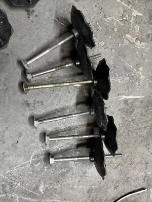 Chrysler 300c 3.0 V6 Crd Space Saver Spare Wheel Bolt Stay Bolt Screw Top - Image 1 of 4