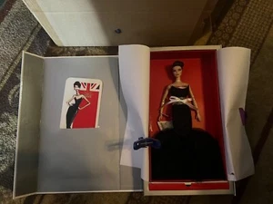 Fashion Royalty Vanessa Perrin Going Places Limited Edition IFDC CON - Bild 1 von 6