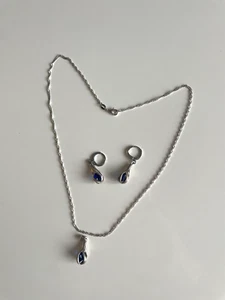 Set di gioielli in argento sterling 925 Collana con ciondolo Orecchini a cerchio - Foto 1 di 7