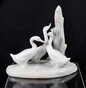 Schöne Lladro Nao Figur ~ Entengruppe ~ 02010006 ~ nicht mehr produziert  - Bild 1 von 3