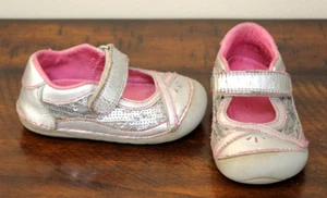 Stride SILVER LEATHER SHOES Baby Girls 5 Medium Mary Janes Soft Flex Sole - Picture 1 of 8