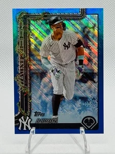2025 Topps Holiday #H161 Aaron Judge BLUE METALLIC GLITTER Parallel - Yankees - Picture 1 of 4