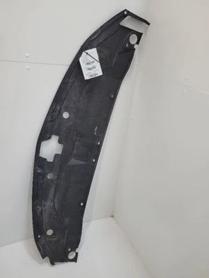 CHEVROLET TAHOE 2017 UPPER RADIATOR SIGHT SHIELD Foto 1 de 4