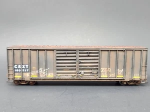 Weathered Athearn HO FMC 5077 50' Dbl Door Box Car CSX Patched - Picture 1 of 6
