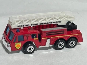 Matchbox Collectors Choice Extending Ladder Fire Engine #3 METRO FIRE DEPT, Red - Picture 1 of 4
