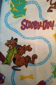 Scooby Doo Straßenkartendecke. 57" x90". One Side Design. - Bild 1 von 6