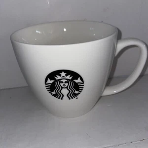STARBUCKS 20 fl oz COFFEE MUG BLACK LOGO SIREN MERMAID - Picture 1 of 6