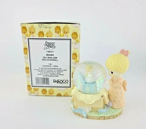 Vintage Enesco Precious Moments 1998 Mini Schnee Wasserkugel Mutter Baby Mädchen Engel - Bild 1 von 6