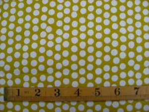 Fryett's SPOTTY Ocker RESTSTÜCK 100% Baumwolle Druckstoff 140 cm x 54 cm - Bild 1 von 3