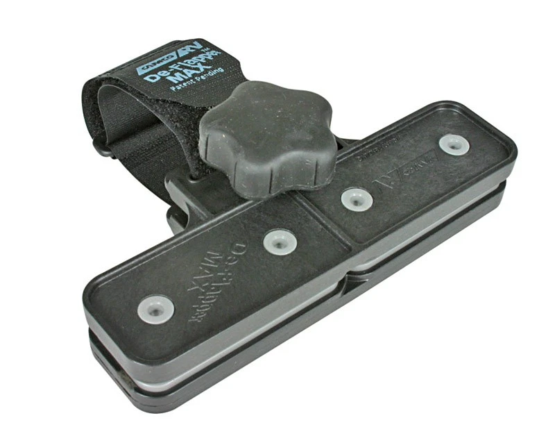 Camco 42251 Nylon Negro Des-Flapper Max 8 L x 1-1/2 H x 3 W in. para sala de pantalla Foto 1 de 1