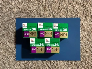 Fuji Film 400 NPH 135-36, 5 Roll Lot In Sealed Boxing - Picture 1 of 2