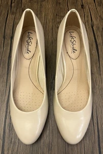 LifeStride Womens Taylor Block Heel Dress Shoe, Cream Chelsea, 8W - Picture 1 of 6