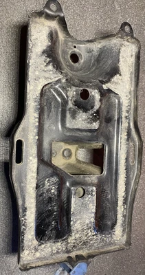 BANDEJA DE BATERIA, CONFIGURAÇÃO BASE, POR EXEMPLO, EK HONDA CIVIC 92 93 94 95 96 97 98 99 00 USADA PELO FABRICANTE - Imagem 1 de 2